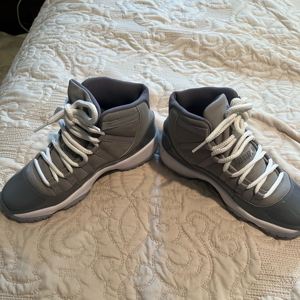 5Y cool gray Jordan 11